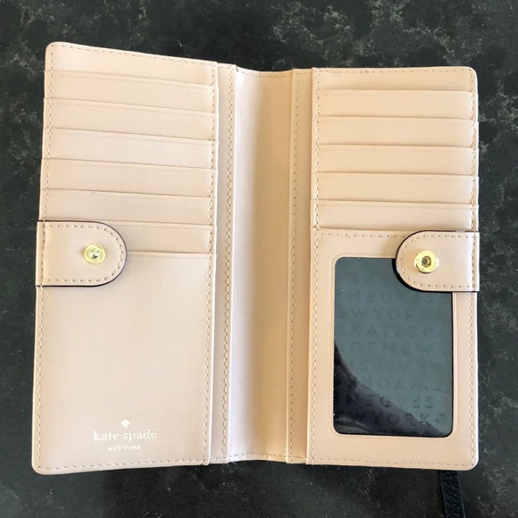 Kate Spade large slim bifold wallet - Picture 2 of 2